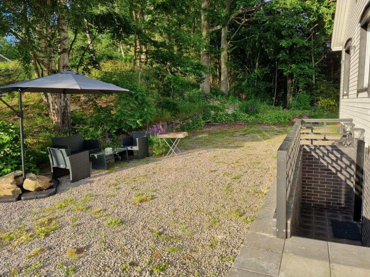 Apartamento Moonlight - Trevlig Kallarlagenhet Broby Exterior foto