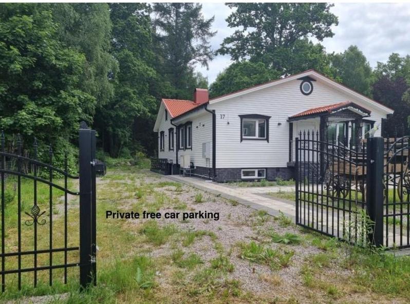 Apartamento Moonlight - Trevlig Kallarlagenhet Broby Exterior foto